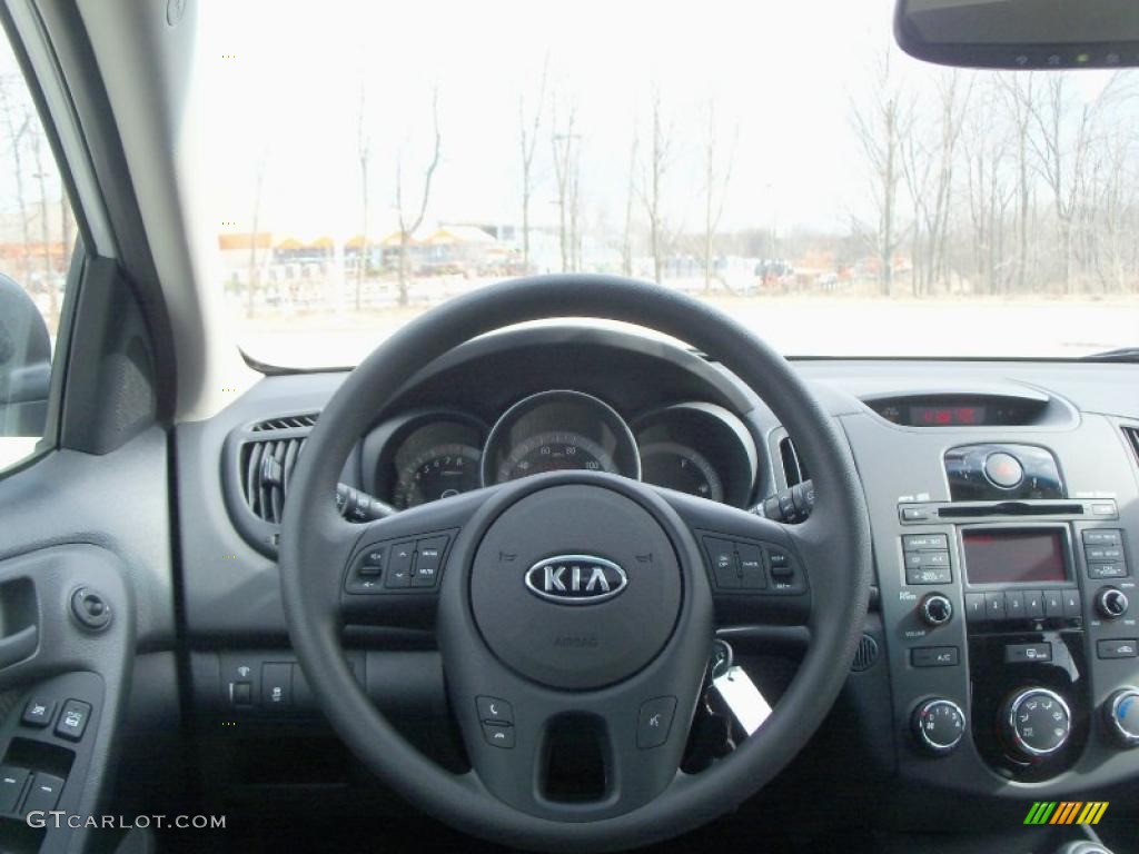 2011 Kia Forte EX 5 Door Black Steering Wheel Photo #47587648