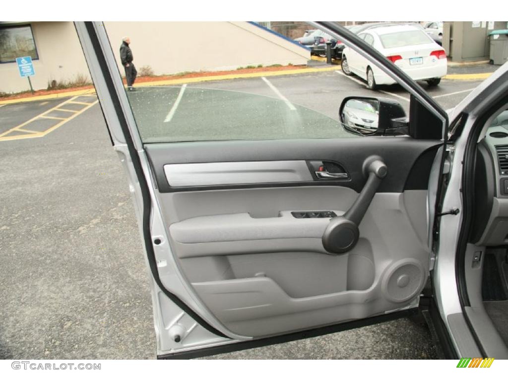 2011 Honda CR-V LX Gray Door Panel Photo #47590513
