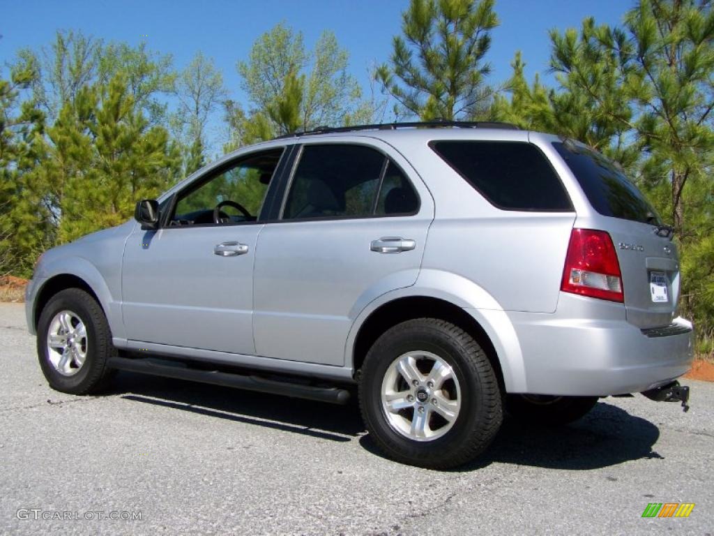 Diamond Silver Metallic 2004 Kia Sorento LX Exterior Photo #47591059