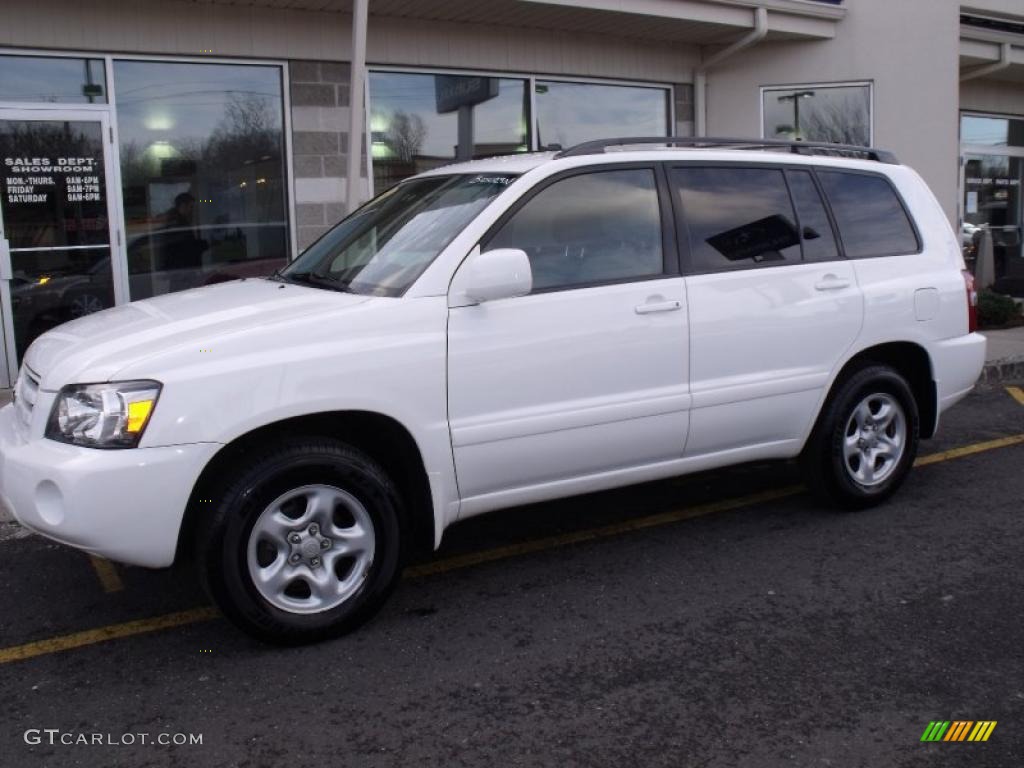 2005 Highlander 4WD - Super White / Gray photo #2