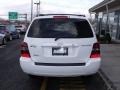 Super White - Highlander 4WD Photo No. 5
