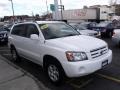 Super White - Highlander 4WD Photo No. 7