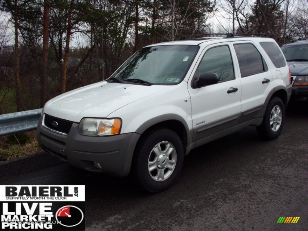 2002 Escape XLT V6 4WD - Oxford White / Medium Graphite photo #1