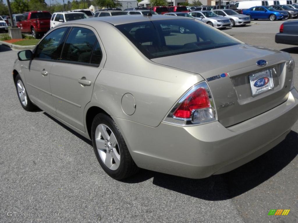 2008 Fusion SE - Light Sage Metallic / Charcoal Black photo #15