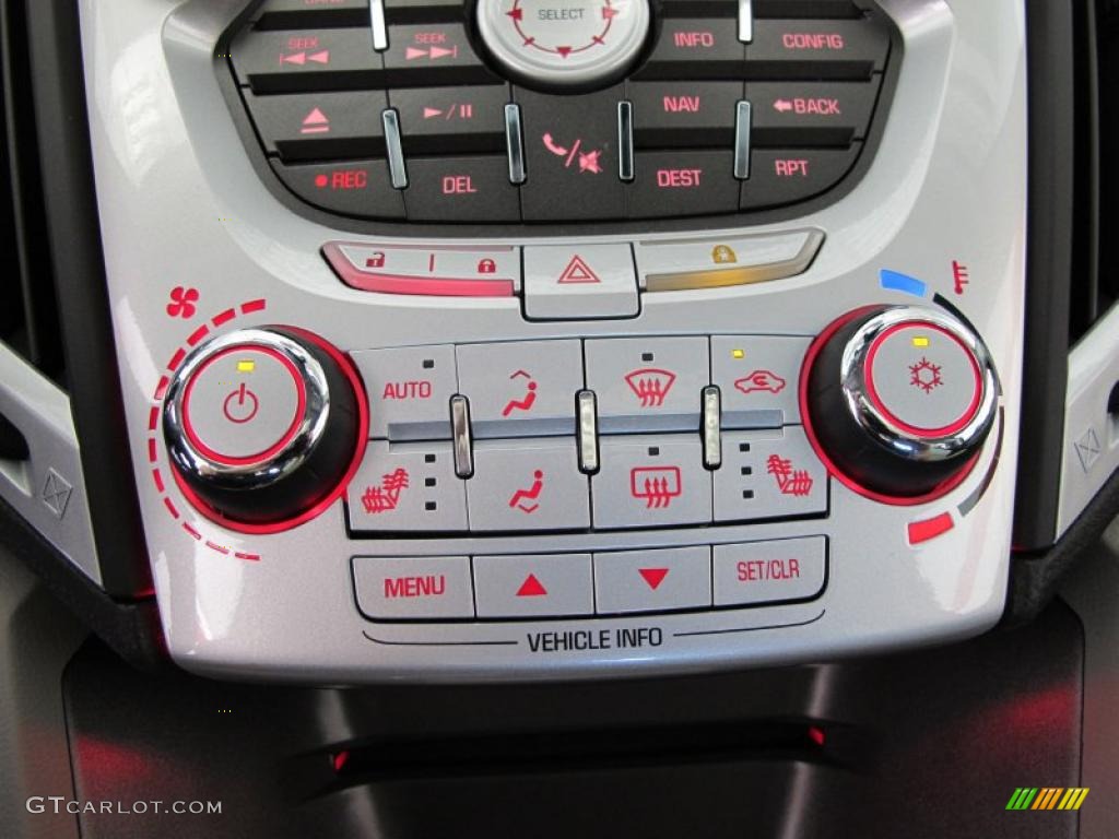 2011 GMC Terrain SLT Controls Photo #47597003