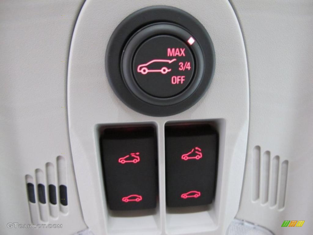 2011 GMC Terrain SLT Controls Photo #47597030