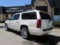 White Diamond - Escalade ESV AWD Photo No. 5