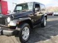 Black - Wrangler Sahara 4x4 Photo No. 3