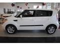 2011 Clear White Kia Soul +  photo #3