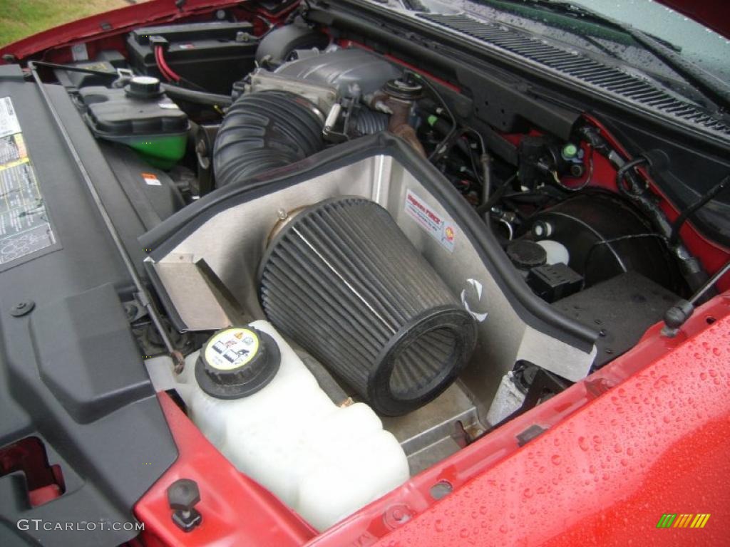 2001 Ford F150 SVT Lightning 5.4 Liter SVT Supercharged SOHC 16-Valve V8 Engine Photo #47600558
