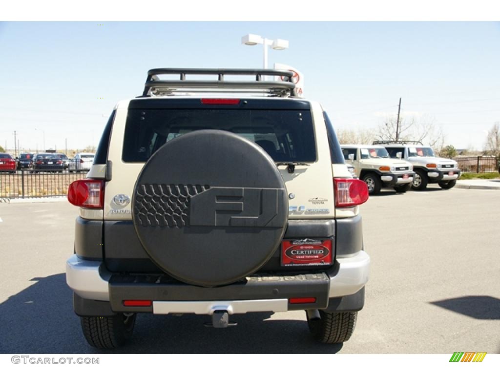 2008 FJ Cruiser 4WD - Sandstorm Metallic / Dark Charcoal photo #3