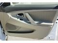 Super White - Camry LE Photo No. 16