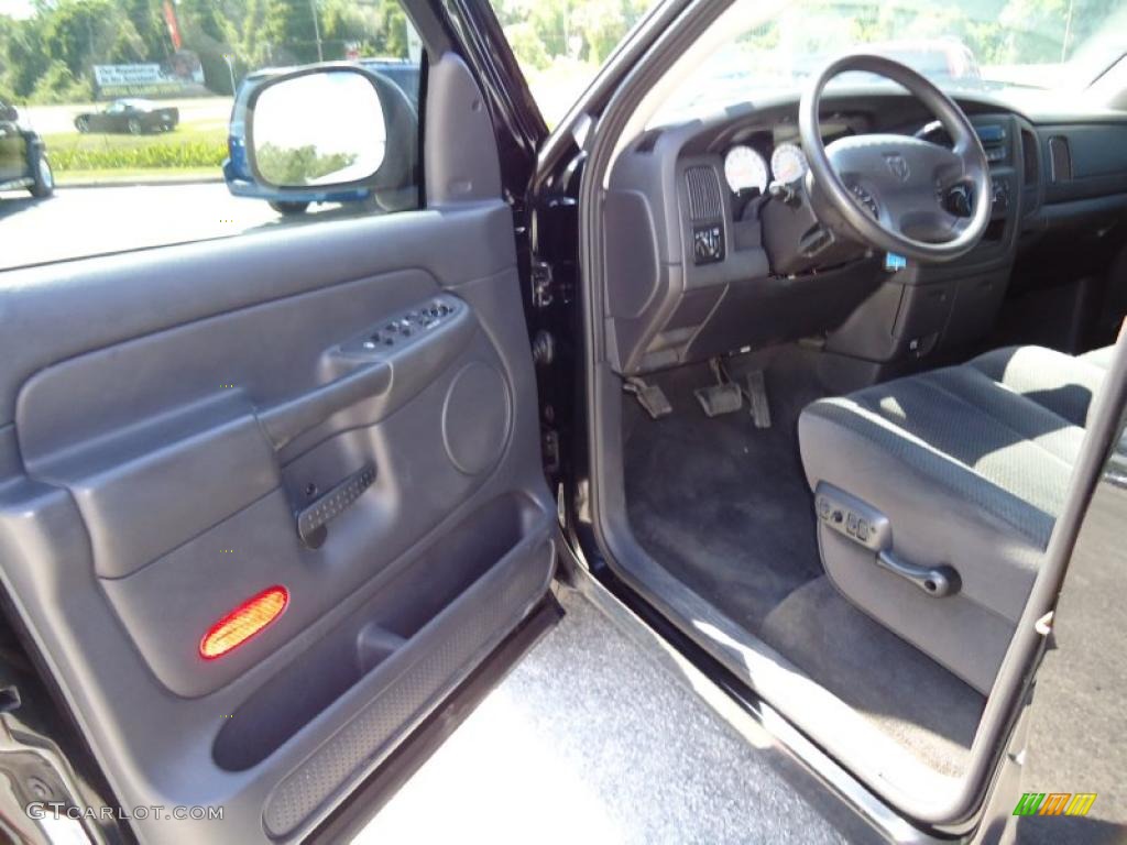 2003 Ram 1500 SLT Quad Cab - Black / Dark Slate Gray photo #4