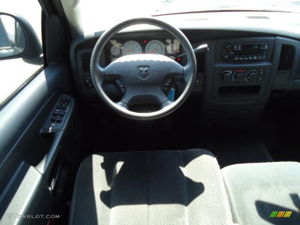 2003 Ram 1500 SLT Quad Cab - Black / Dark Slate Gray photo #9