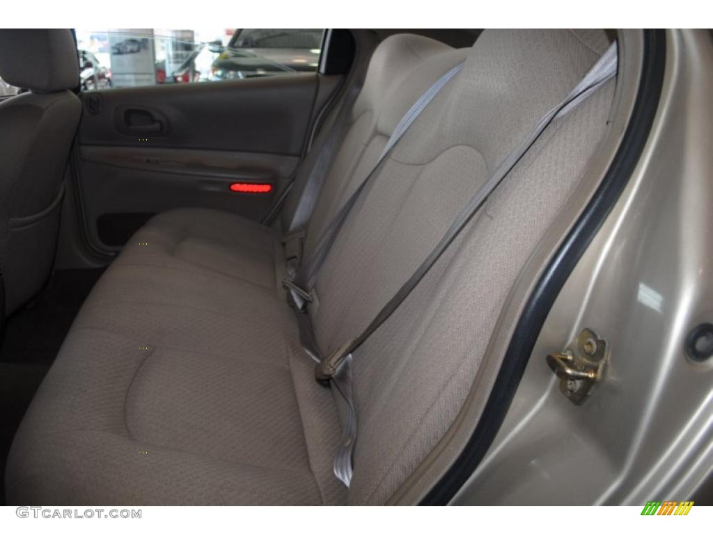 2002 Intrepid ES - Light Almond Pearl Metallic / Sandstone photo #17