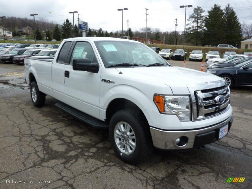 Oxford White 2011 Ford F150 XLT SuperCab 4x4 Exterior Photo #47604377