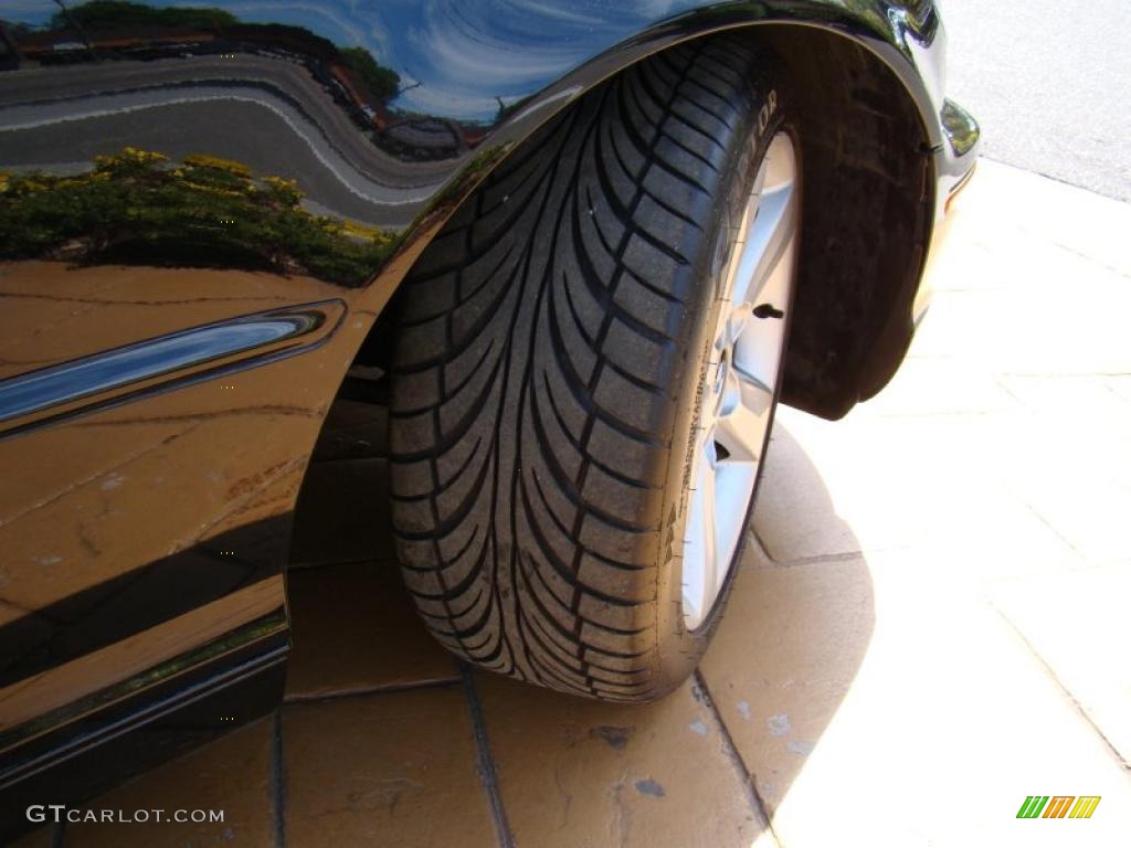 2006 3 Series 325i Convertible - Jet Black / Black photo #27