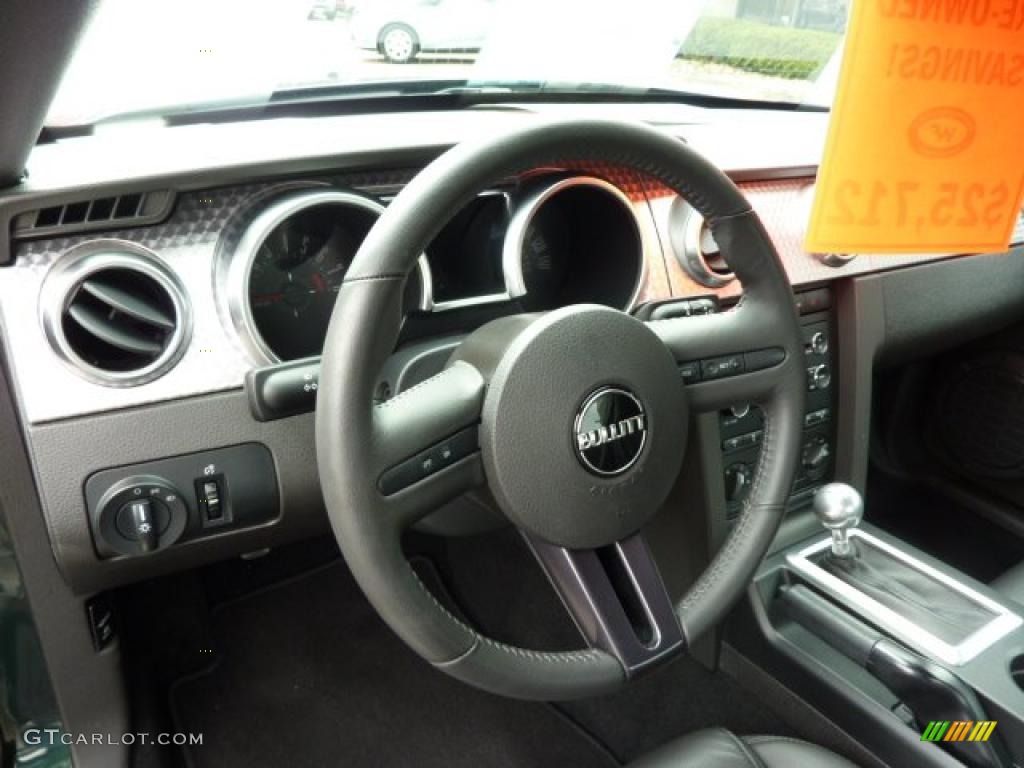 2008 Ford Mustang Bullitt Coupe Dark Charcoal Steering Wheel Photo #47607011