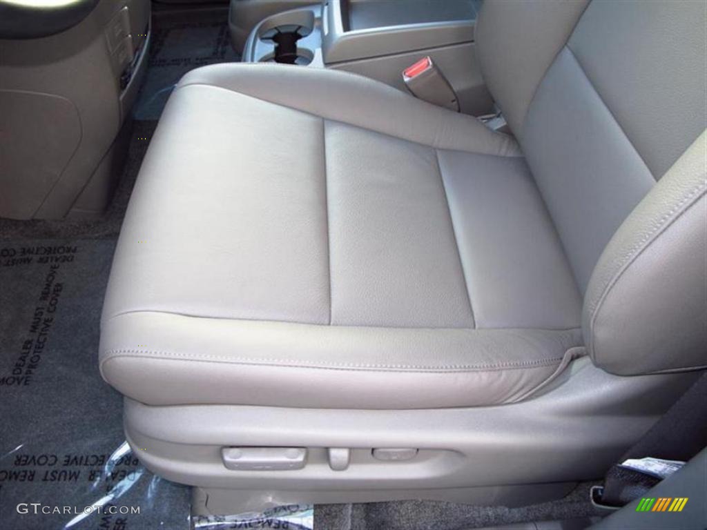 Beige Interior 2011 Honda Odyssey EX-L Photo #47610794