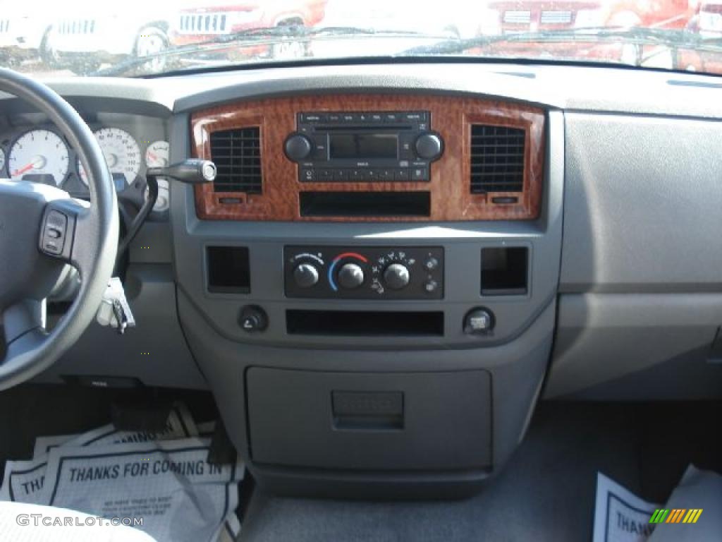 2006 Ram 1500 SLT Quad Cab - Brilliant Black Crystal Pearl / Medium Slate Gray photo #24