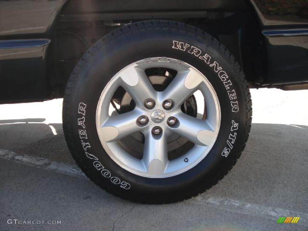 2006 Ram 1500 SLT Quad Cab - Brilliant Black Crystal Pearl / Medium Slate Gray photo #26