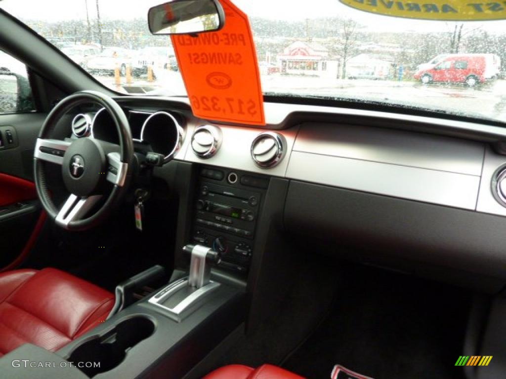 2005 Mustang GT Premium Convertible - Black / Red Leather photo #17