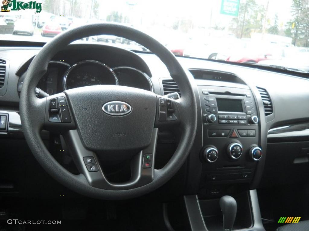 2011 Sorento LX AWD - Dark Cherry / Black photo #12