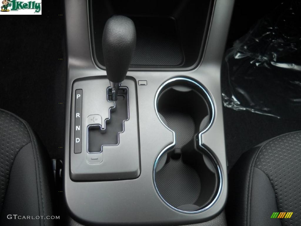 2011 Sorento LX V6 AWD - Bright Silver / Black photo #18