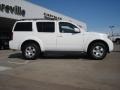 Avalanche White - Pathfinder SE 4x4 Photo No. 2