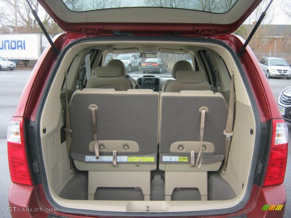 2008 Sedona LX - Claret Red Metallic / Beige photo #6