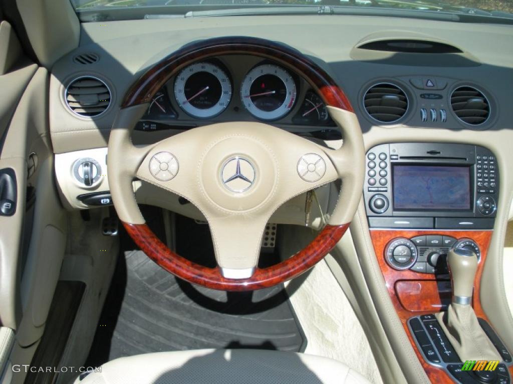 2009 Mercedes-Benz SL 550 Roadster Stone Steering Wheel Photo #47618609