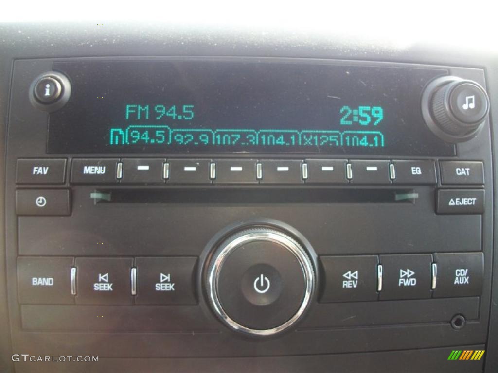 2008 Chevrolet Silverado 2500HD LT Crew Cab 4x4 Controls Photo #47620250
