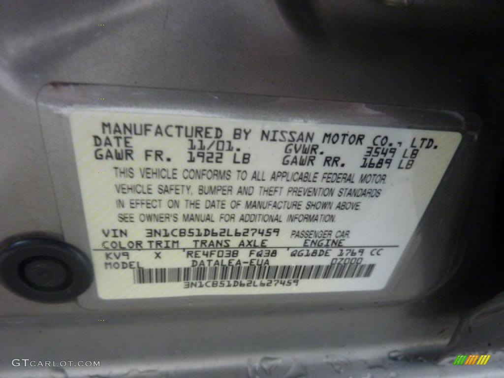 2001 Sentra SE - Radium Silver / Stone photo #14