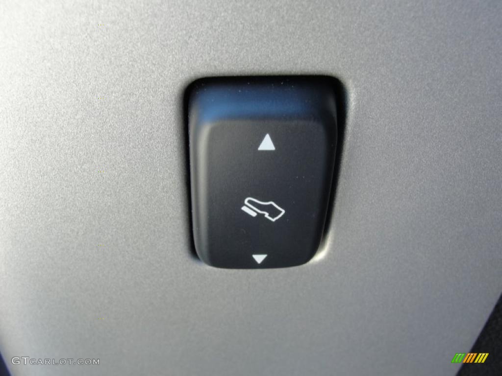 2011 Ford Expedition Limited Controls Photo #47622402