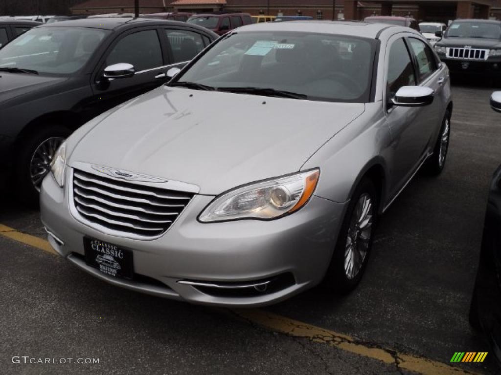 Bright Silver Metallic Chrysler 200