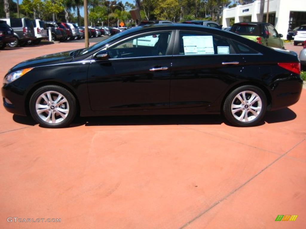 2011 Sonata Limited - Midnight Black / Black photo #2