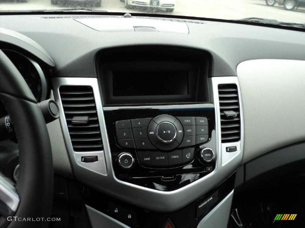 2011 Cruze ECO - Ice Blue Metallic / Medium Titanium photo #8