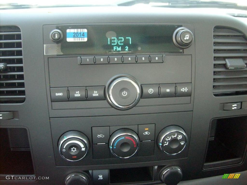 2011 Chevrolet Silverado 1500 Extended Cab Controls Photo #47628053