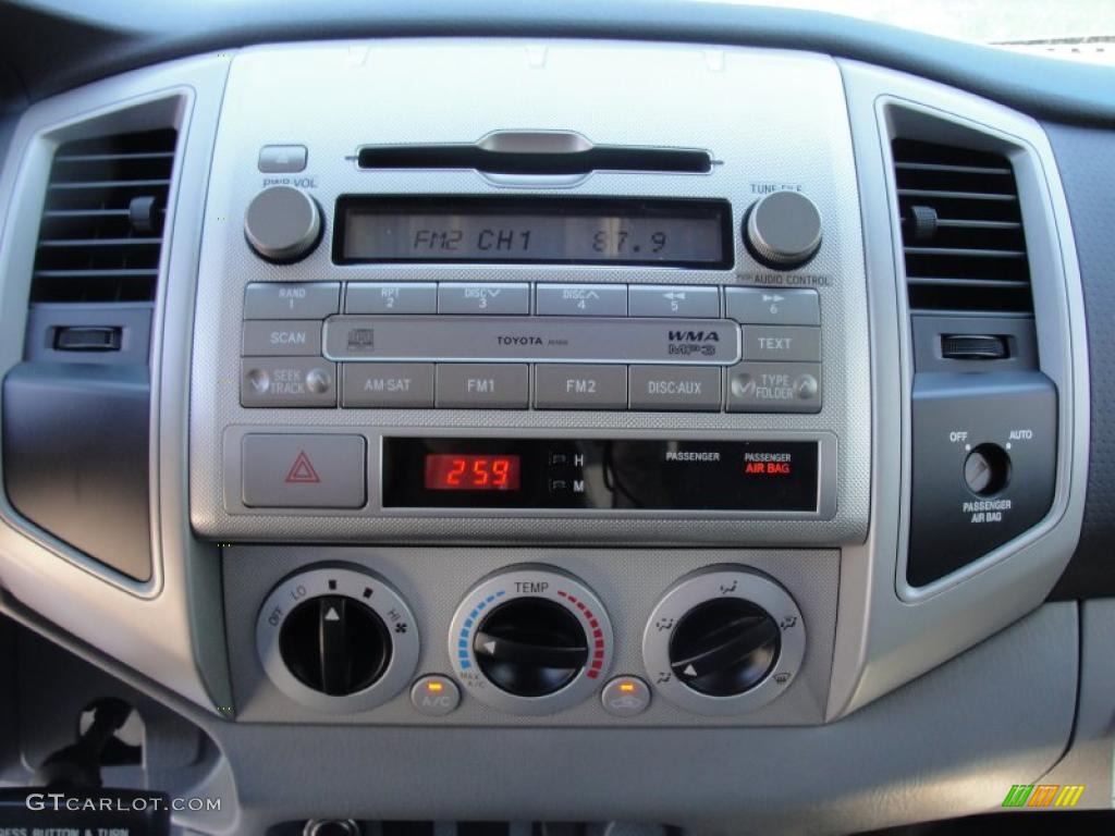 2011 Toyota Tacoma X-Runner Controls Photo #47628188