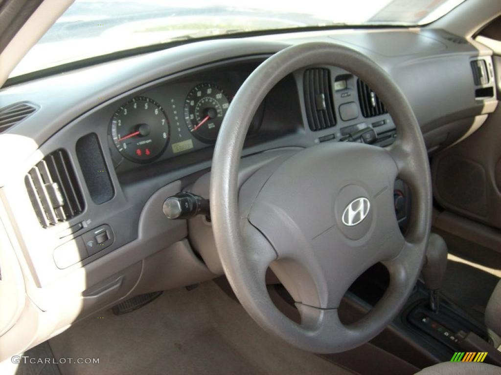2004 Elantra GLS Sedan - Nordic White / Gray photo #9
