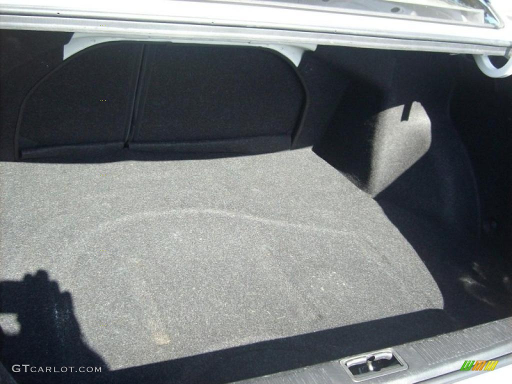 2004 Elantra GLS Sedan - Nordic White / Gray photo #15