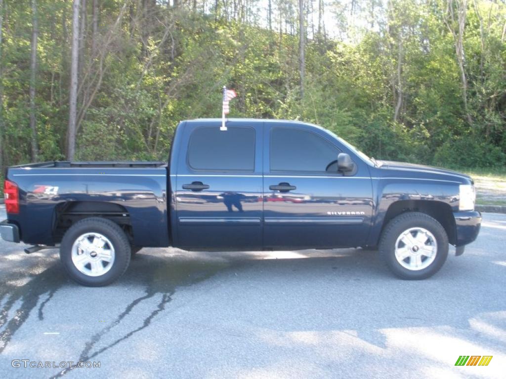 2009 Silverado 1500 LT Z71 Crew Cab 4x4 - Imperial Blue Metallic / Ebony photo #2