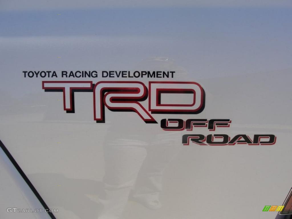 2011 Tacoma V6 TRD PreRunner Double Cab - Super White / Graphite Gray photo #15
