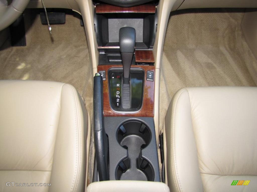 2006 Accord EX-L Sedan - Nighthawk Black Pearl / Ivory photo #17