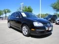 Black - Jetta SE Sedan Photo No. 7