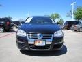 Black - Jetta SE Sedan Photo No. 8