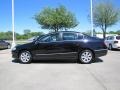 Deep Black - Passat Turbo Sedan Photo No. 2