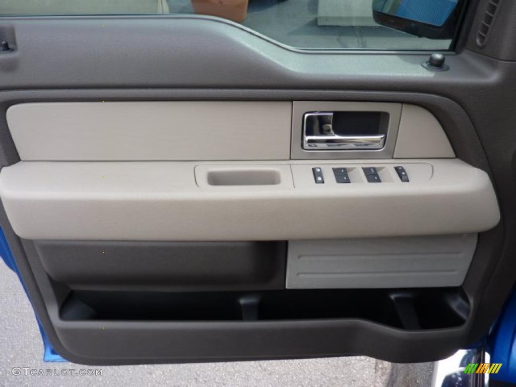 2009 Ford F150 XLT SuperCrew 4x4 Camel/Tan Door Panel Photo #47637475