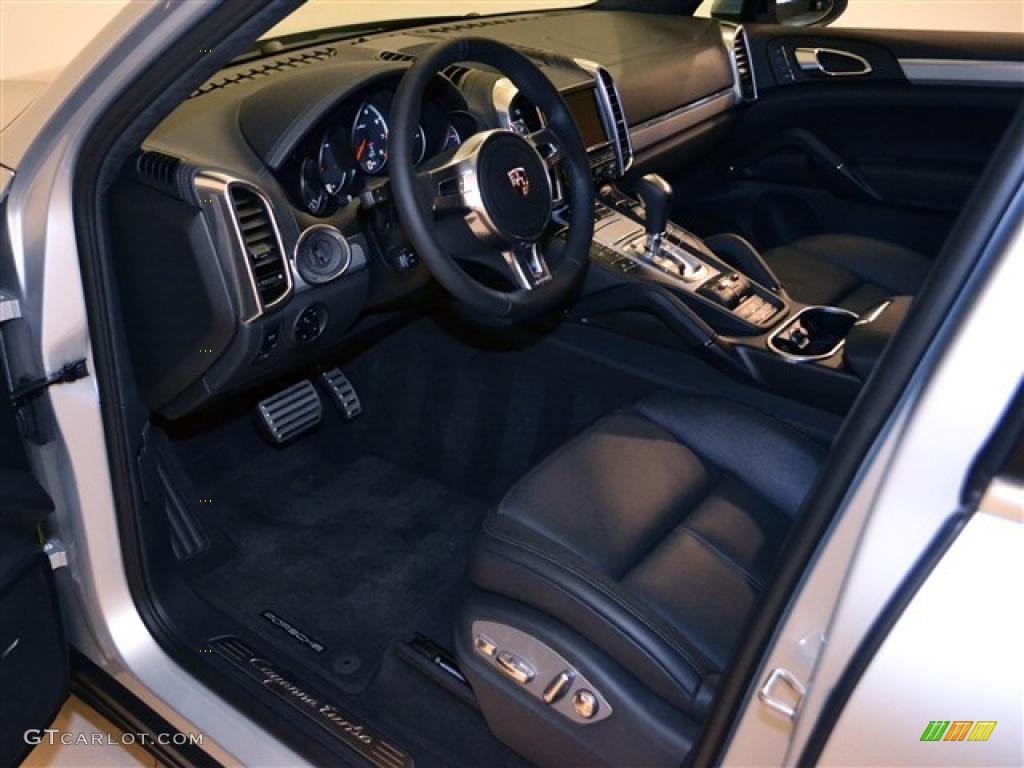 Black Interior 2011 Porsche Cayenne Turbo Photo #47637484