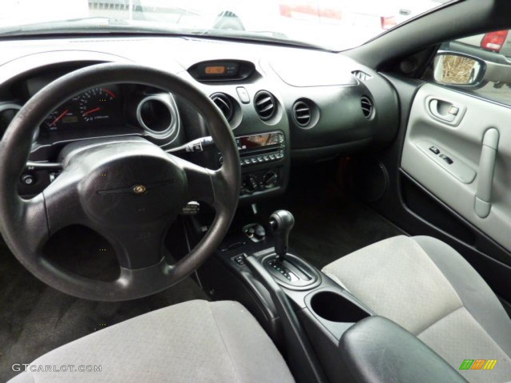 2002 Sebring LX Coupe - Ice Silver Pearl / Black/Light Gray photo #13